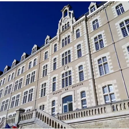 Apartment Confort Gare Et Centre A Pied 4 Pers Poitiers