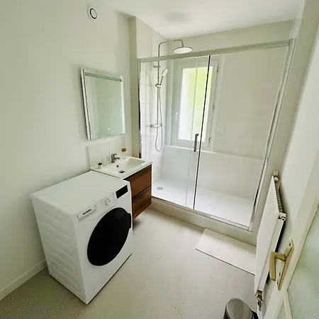 Apartment Confort Gare Et Centre A Pied 4 Pers *