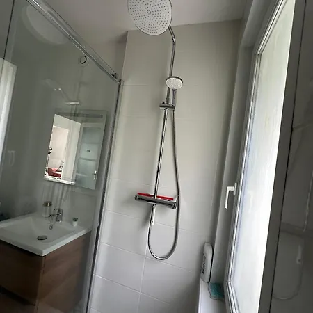 Confort Gare Et Centre A Pied 4 Pers Apartment *